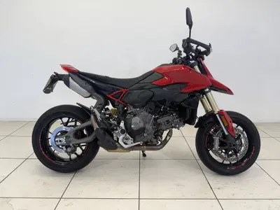 Ducati Hypermotard V2 (2026) usata