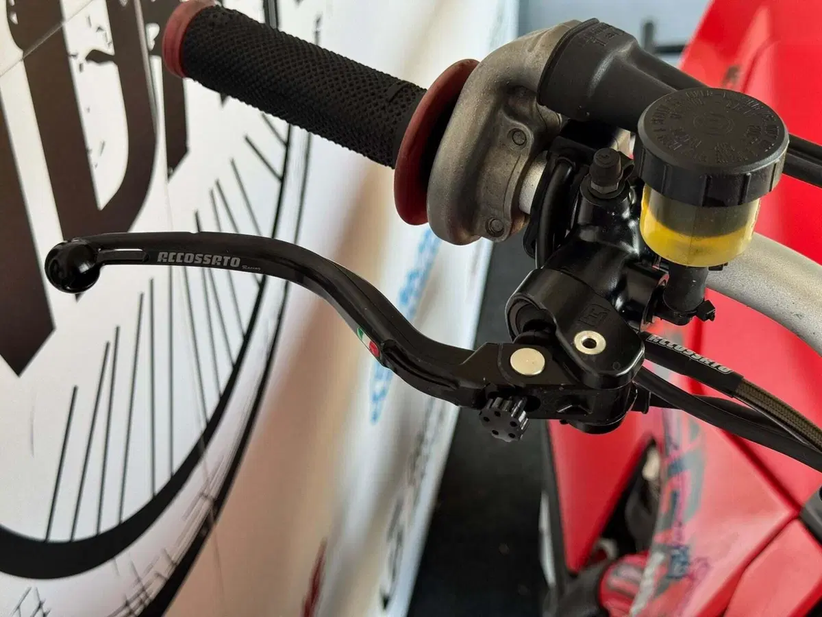GASGAS MC 125 (2024) (6)