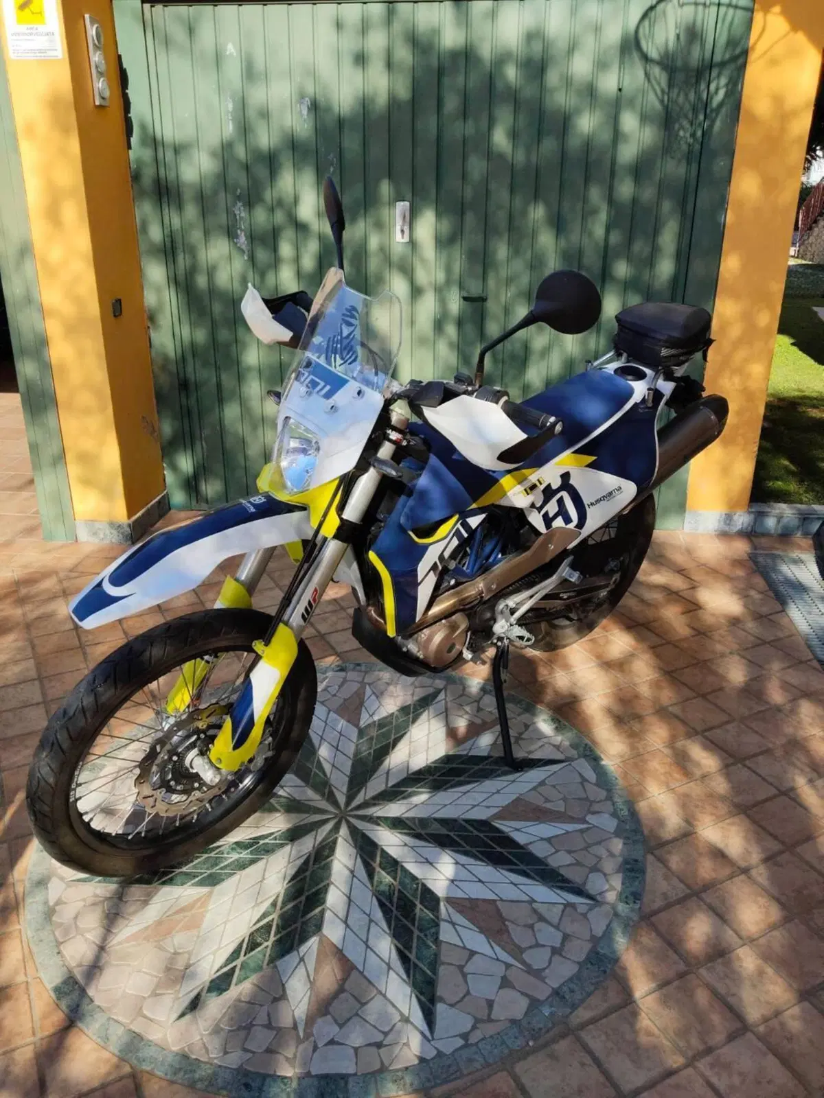 Husqvarna 701 Enduro (2022) (2)