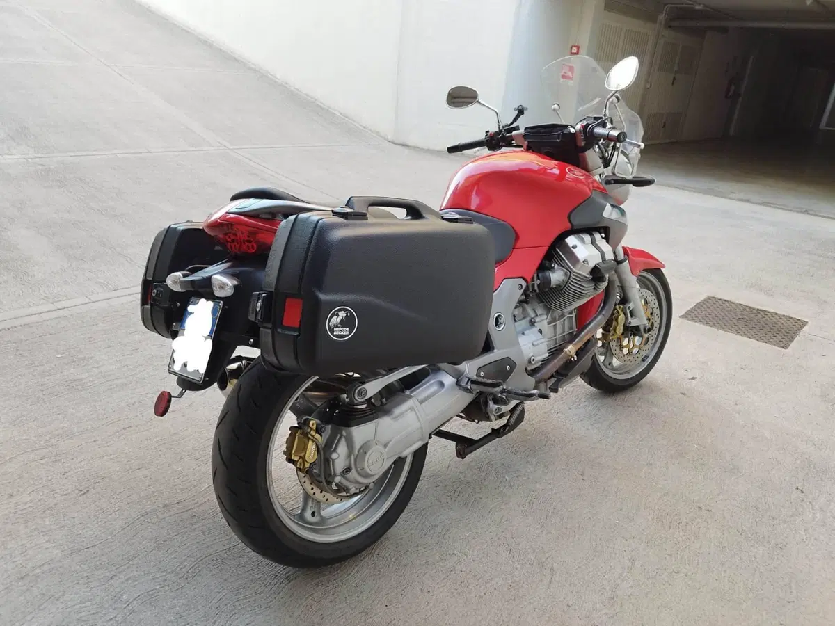 Moto Guzzi Breva 850 (2006 - 11) (5)