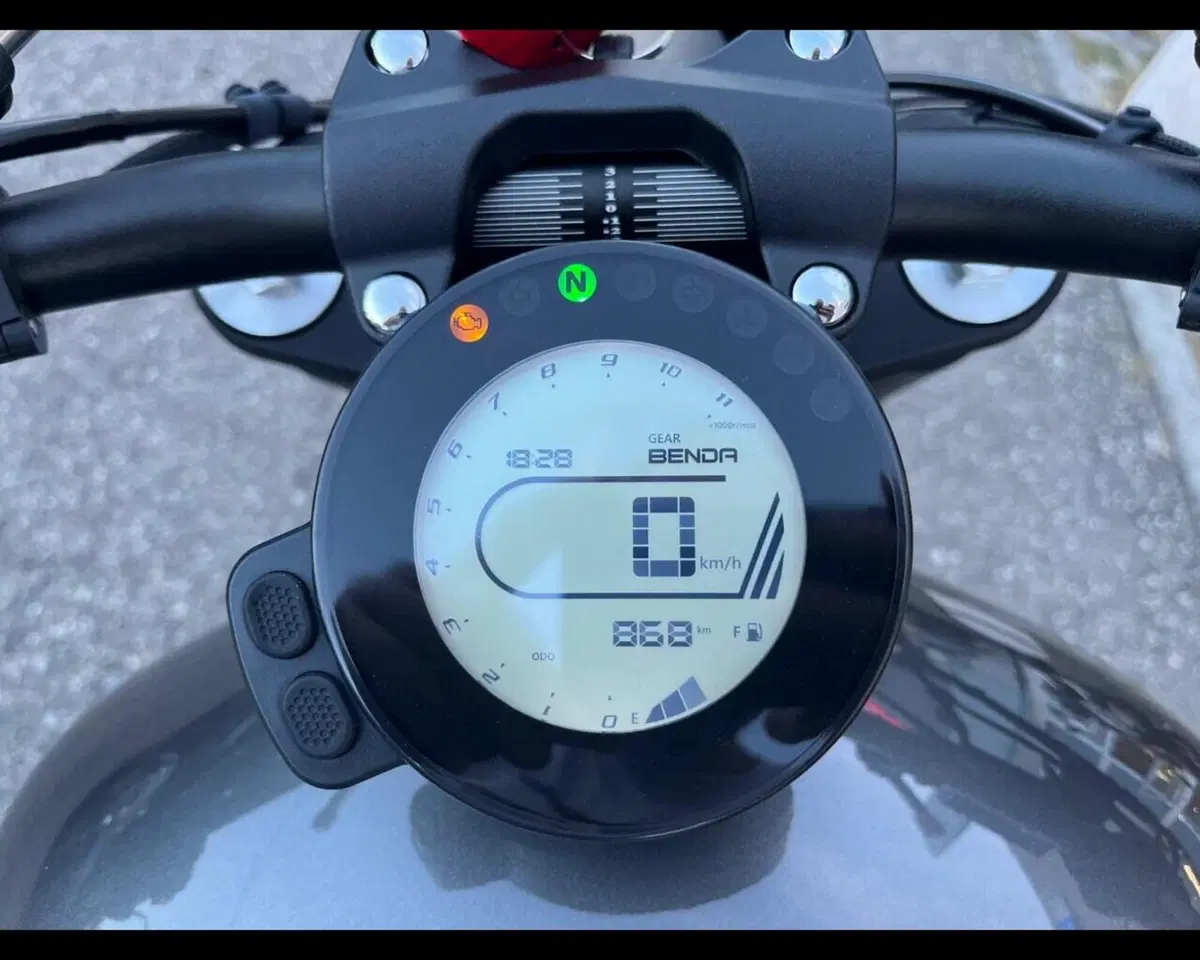 Keeway Motor V-Cruise 125 (2022 - 26) (14)