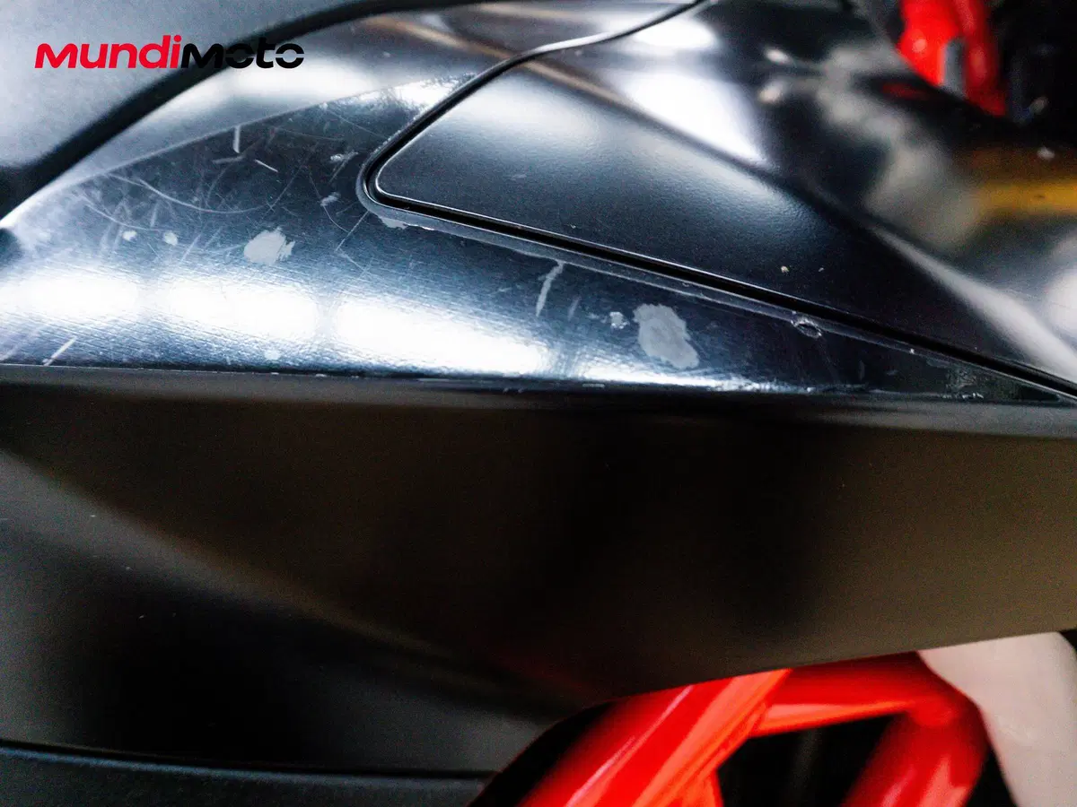 Aprilia Dorsoduro 900 (2017 - 20) (15)