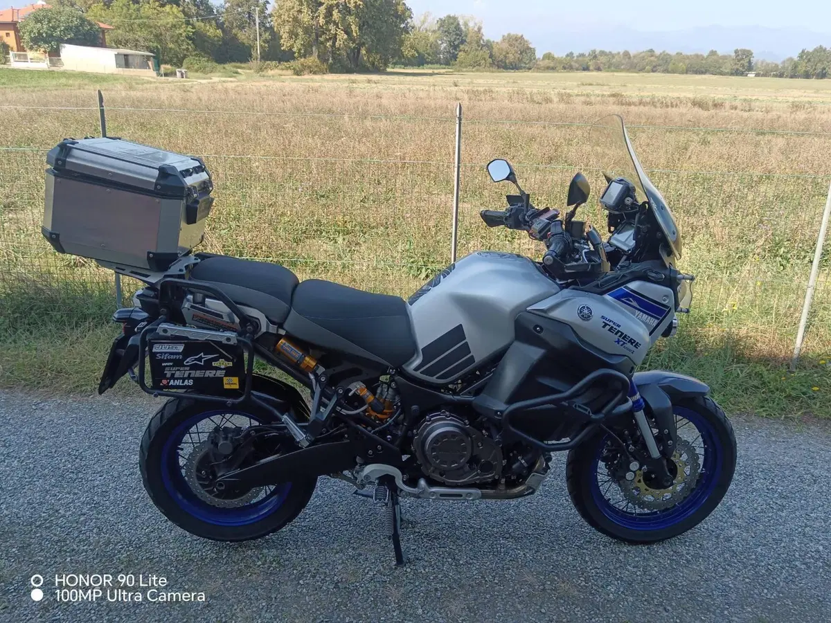 Yamaha XT1200ZE Super Ténéré (2015 - 16) (2)