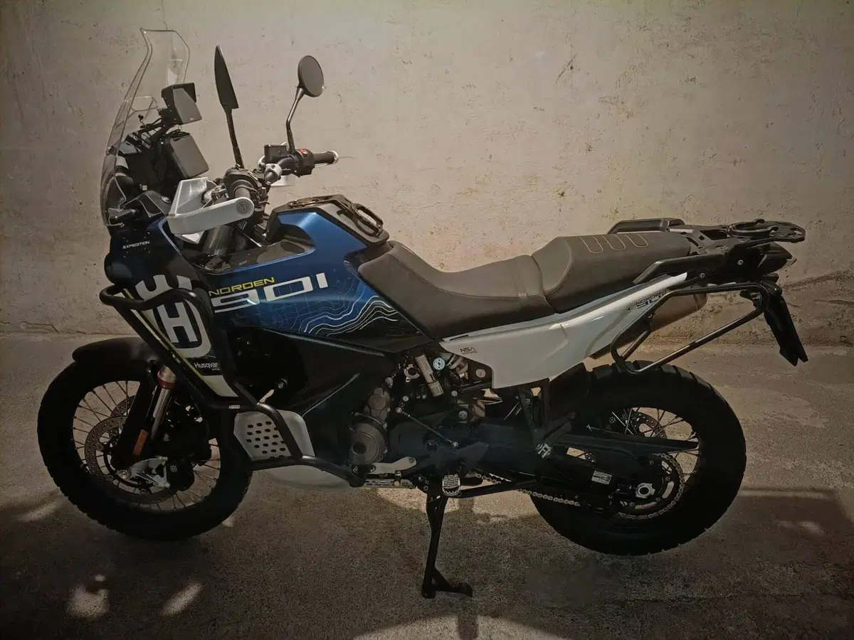 Husqvarna Norden 901 Expedition (2023 - 24) (8)