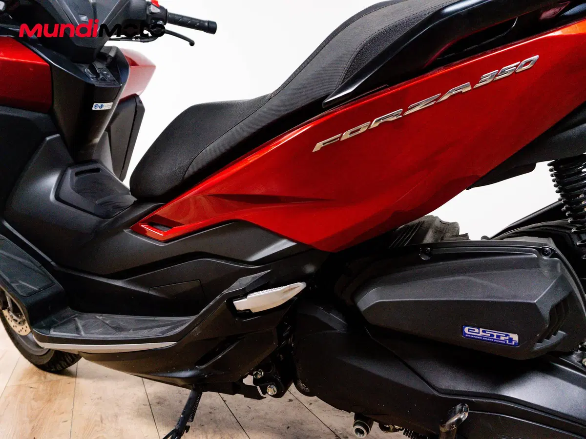 Honda Forza 350 (2022 - 24) (10)