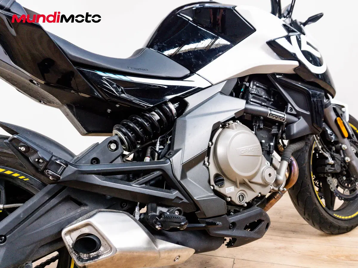 CFMOTO 650GT (2021 - 26) (4)