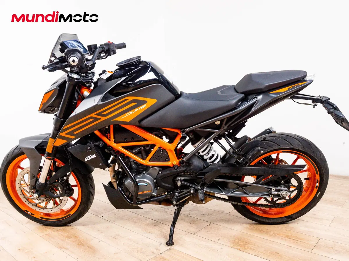 KTM 125 Duke (2026) (6)