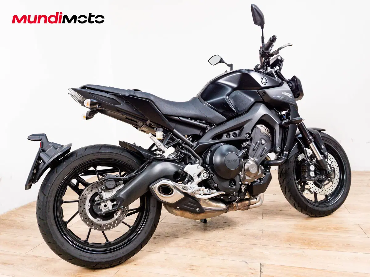 Yamaha MT-09 (2021 - 23) (3)