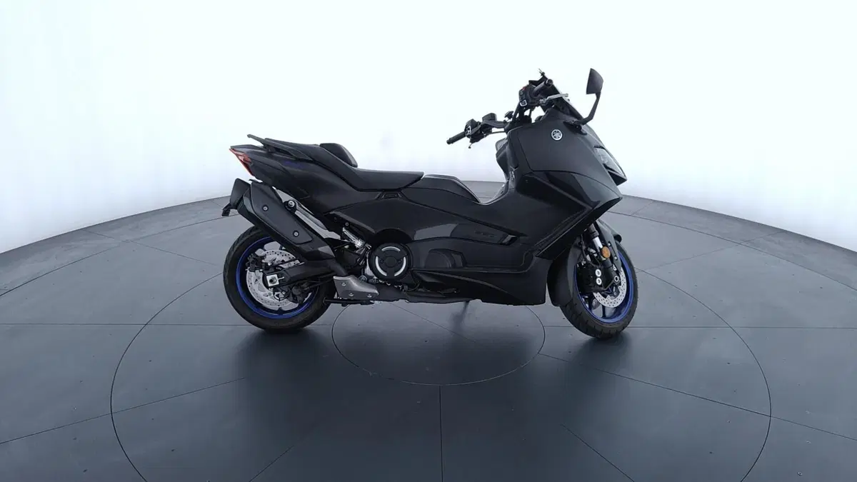 Yamaha T-Max 560 (2025 - 26) (5)