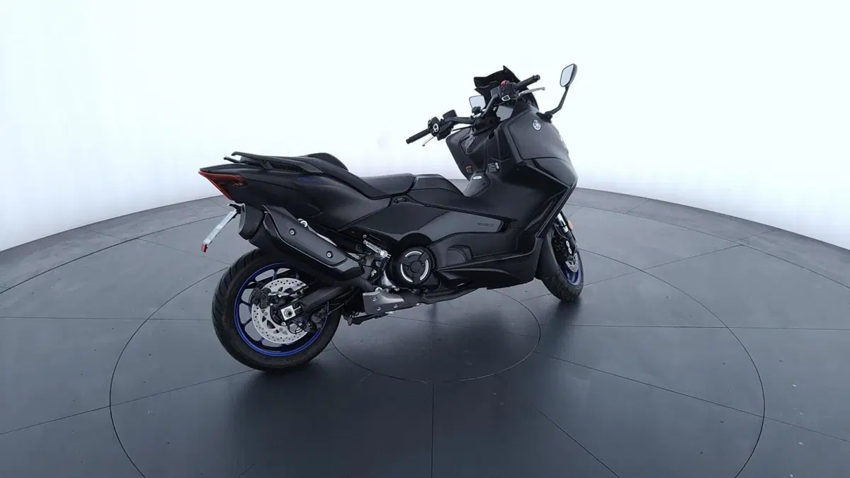 Yamaha T-Max 560 (2025 - 26) (4)