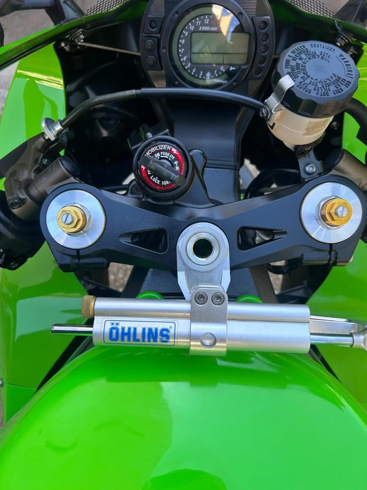 Kawasaki Ninja 1000 ZX-10R (2004 - 05) (14)