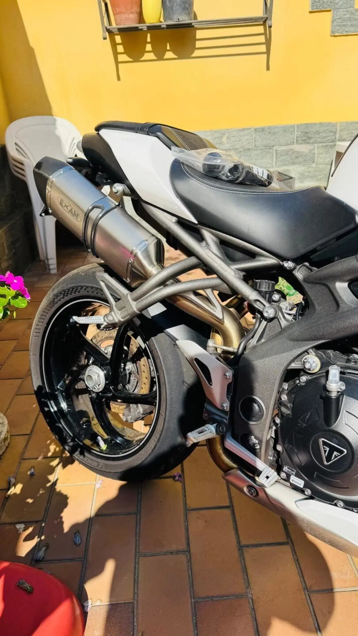Triumph Speed Triple 1050 S (2018 - 20) (5)