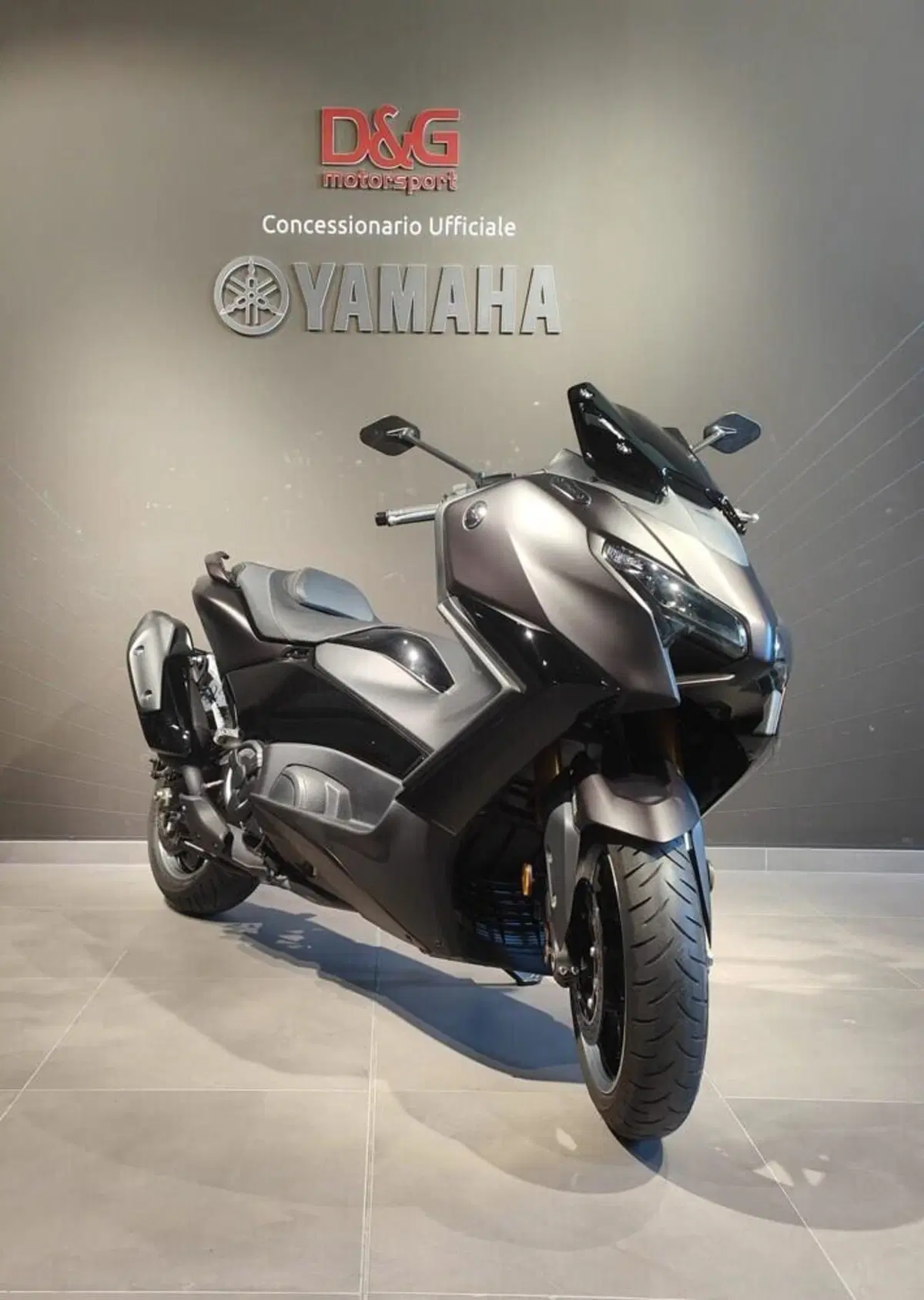 Yamaha T-Max 560 Tech Max (2025 - 26) (3)
