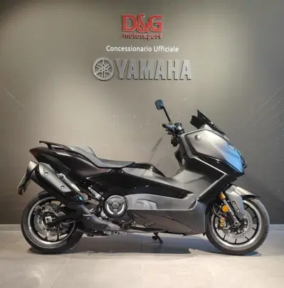 Yamaha T-Max 560 Tech Max (2025 - 26) usata