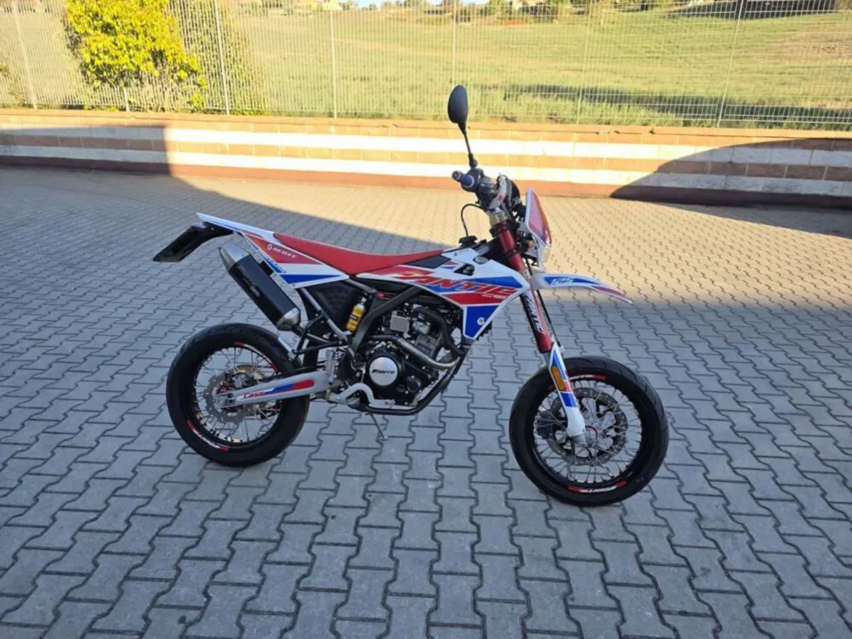 Fantic Motor Motard 125 MR Competizione 4t (2017) (4)