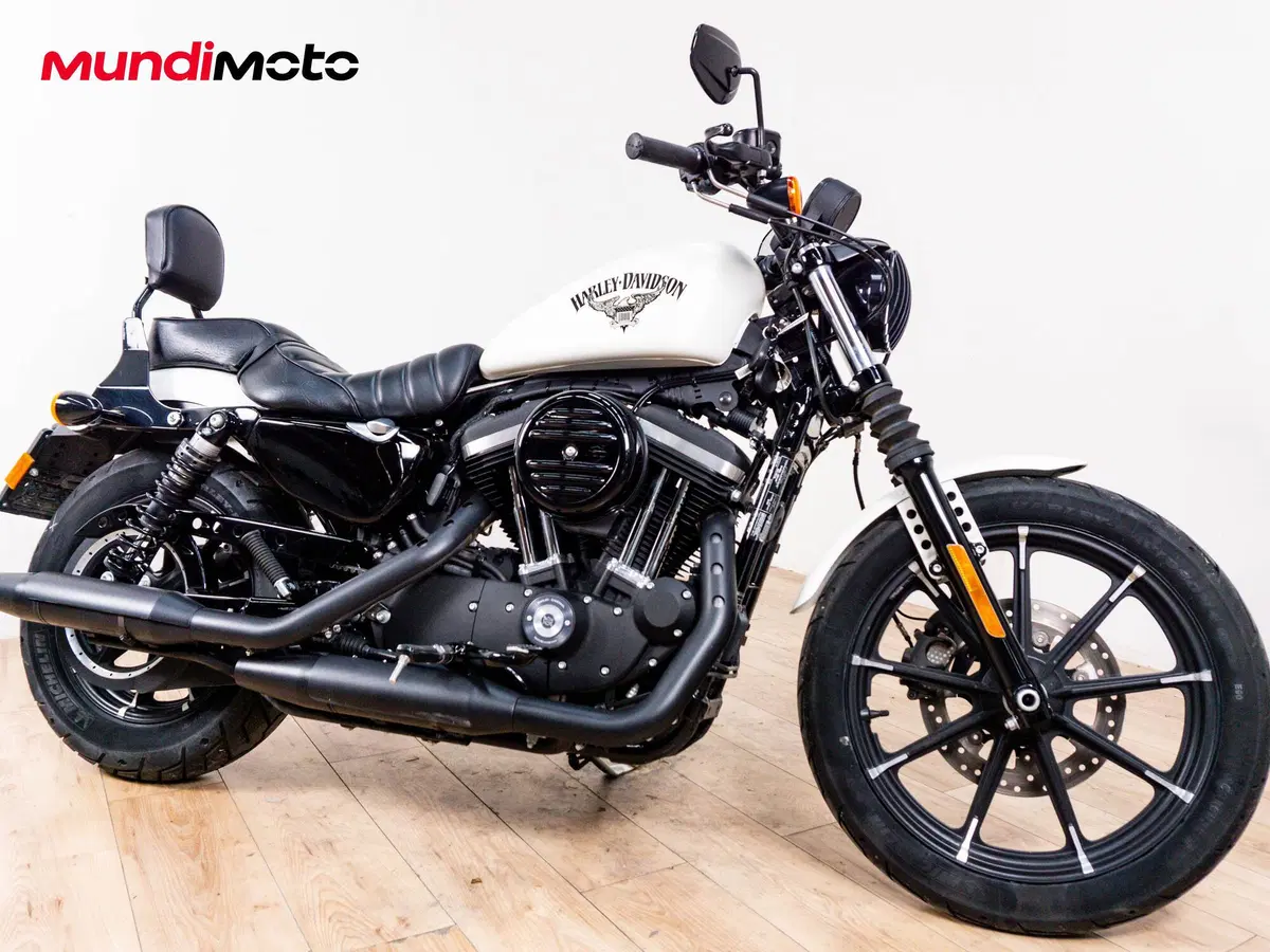 Harley-Davidson 883 Iron (2009 - 11) - XL 883N