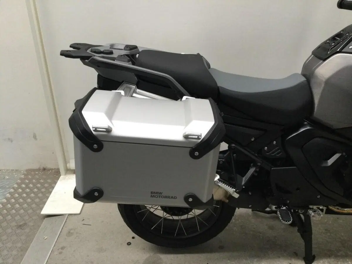 Bmw R 1300 GS Adventure Triple Black (2025 - 26) (7)