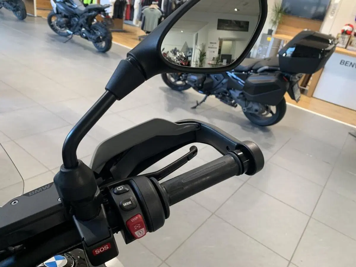 Bmw R 1300 GS (2023 - 26) (4)