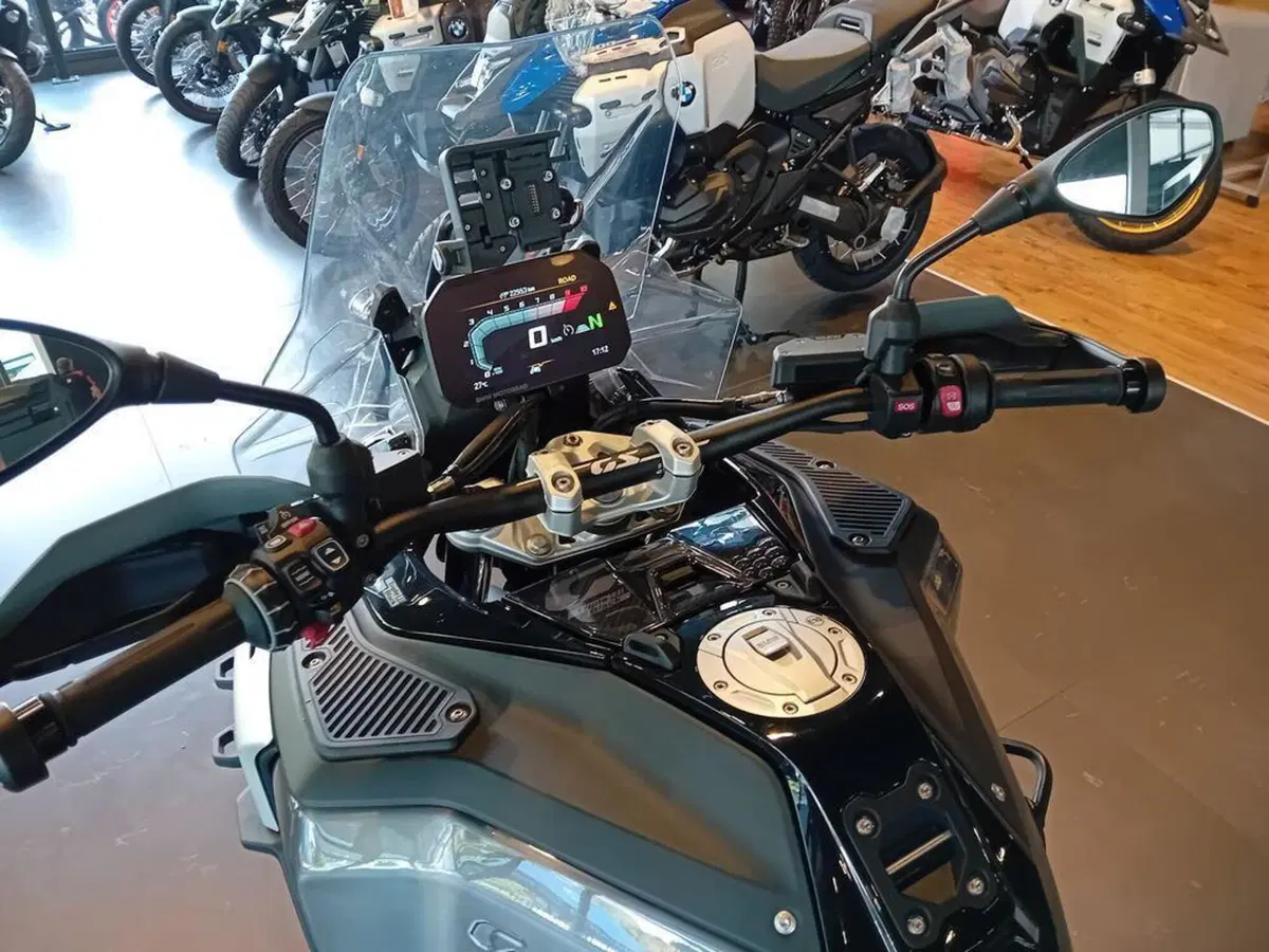 Bmw R 1300 GS Adventure Triple Black (2025 - 26) (7)