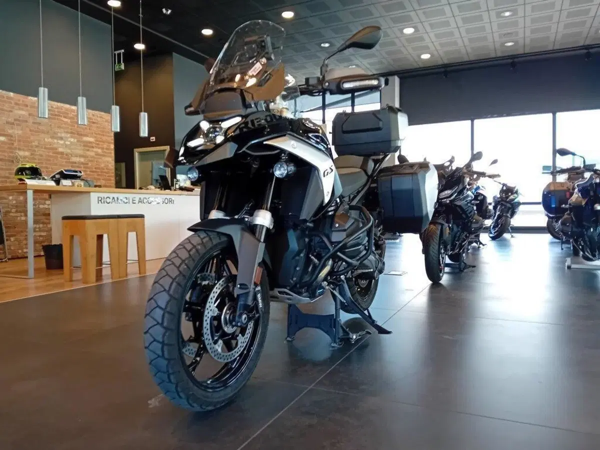 Bmw R 1300 GS (2023 - 26) (2)