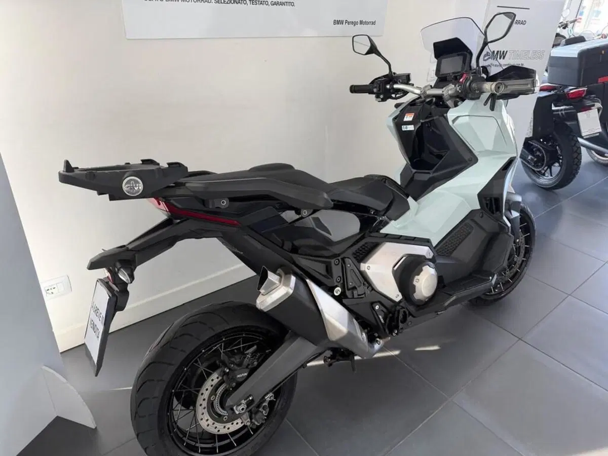 Honda X-ADV 750 DCT Adventure (2021 - 24) (2)
