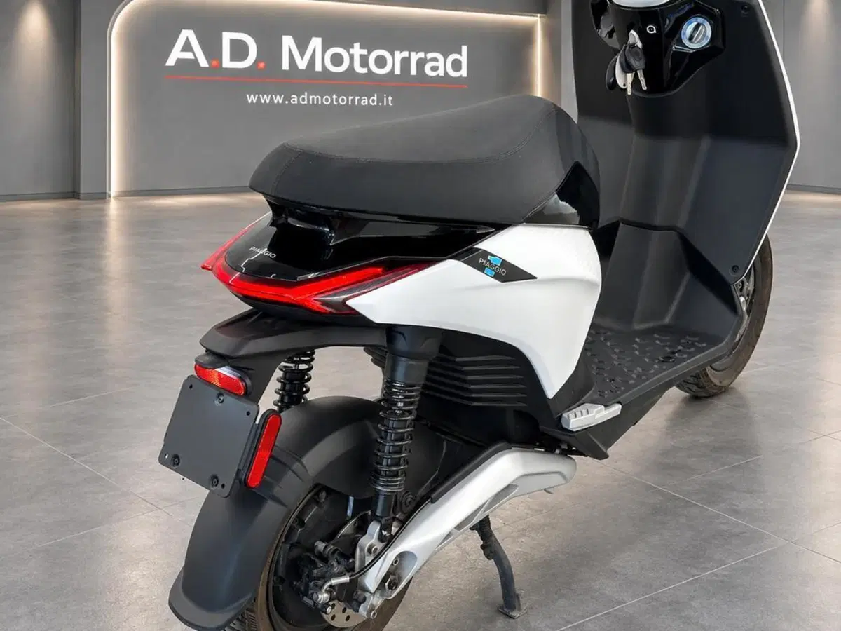 Piaggio 1 (2022 - 26) (8)