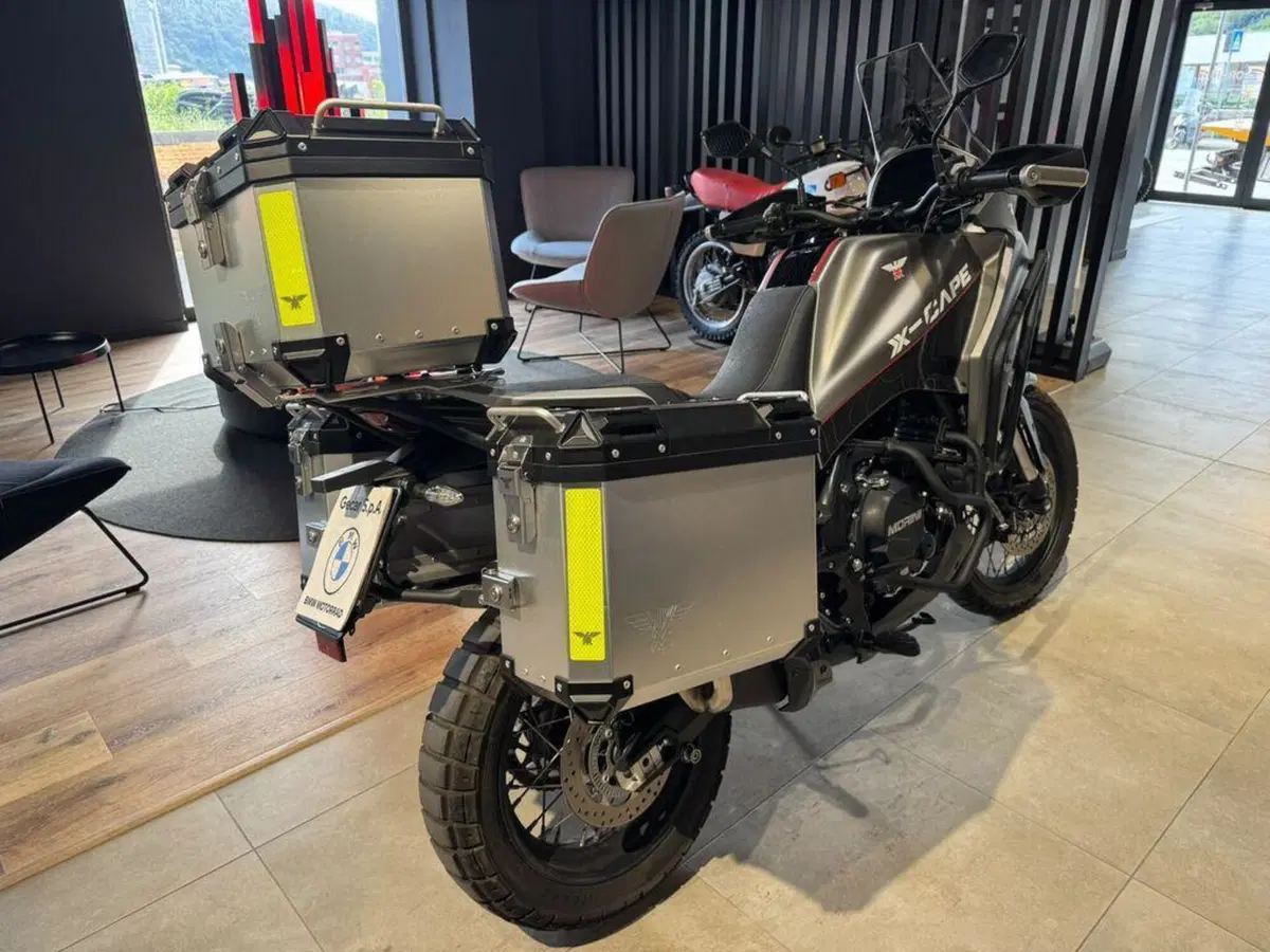 Moto Morini X-Cape 650 (2021 - 26) (8)