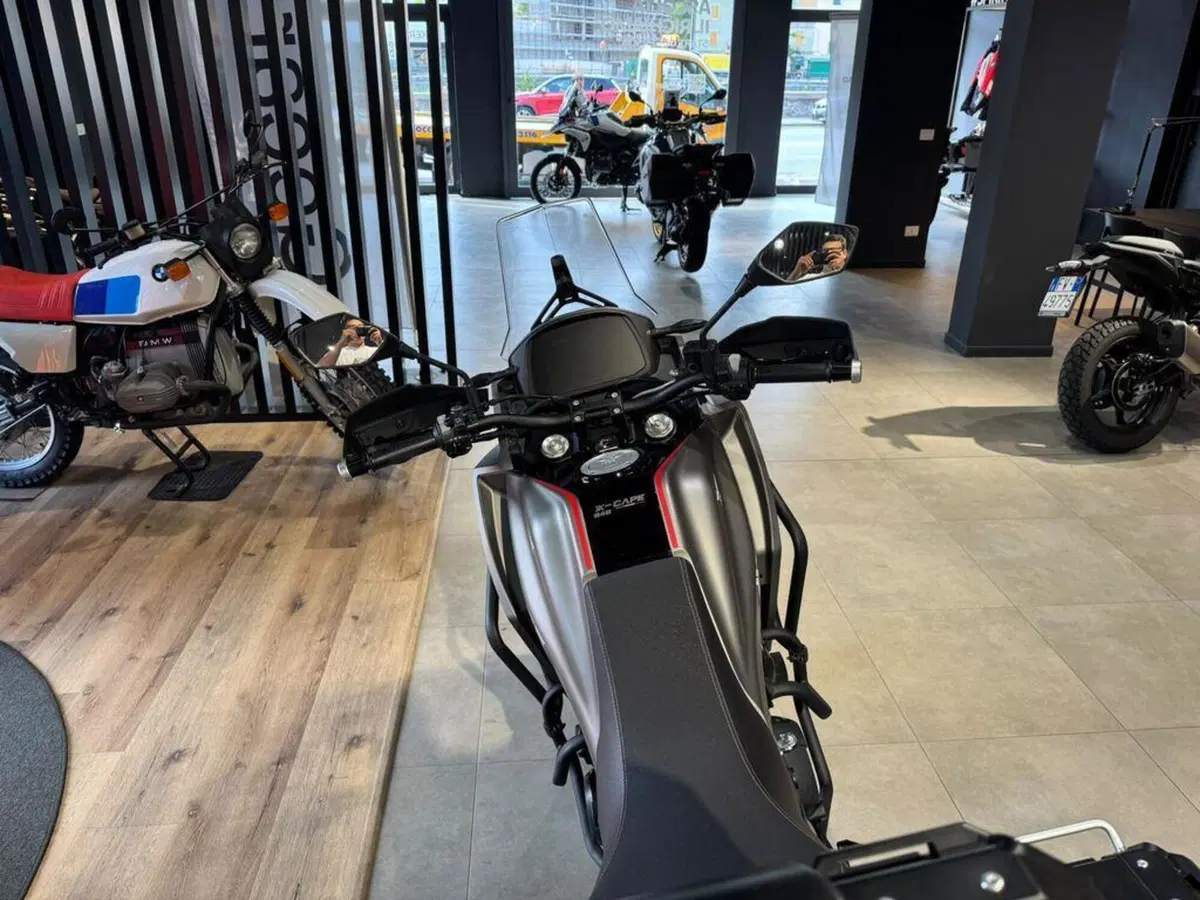 Moto Morini X-Cape 650 (2021 - 26) (14)