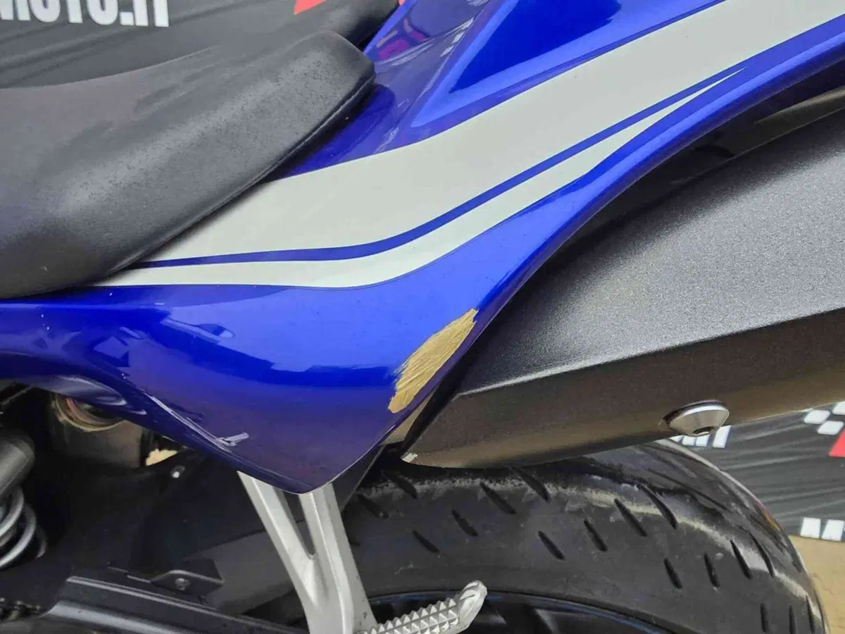 Yamaha YZF R1 (2007 - 08) (12)