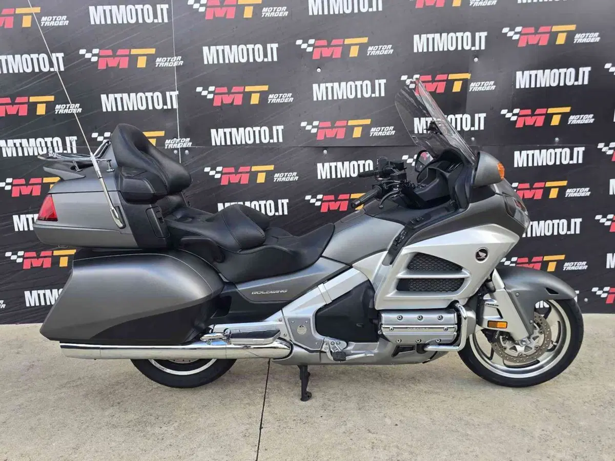 Honda GL 1800 Gold Wing (2012 - 17)