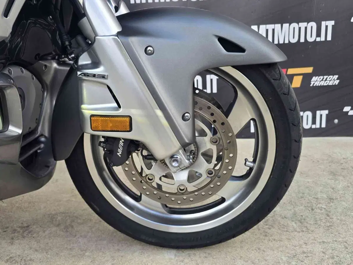 Honda GL 1800 Gold Wing (2012 - 17) (21)