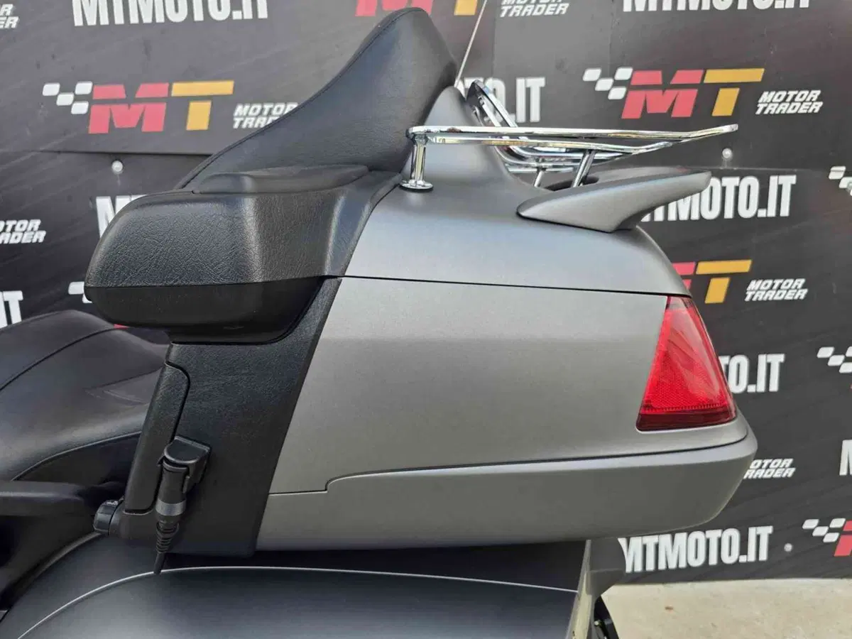 Honda GL 1800 Gold Wing (2012 - 17) (13)