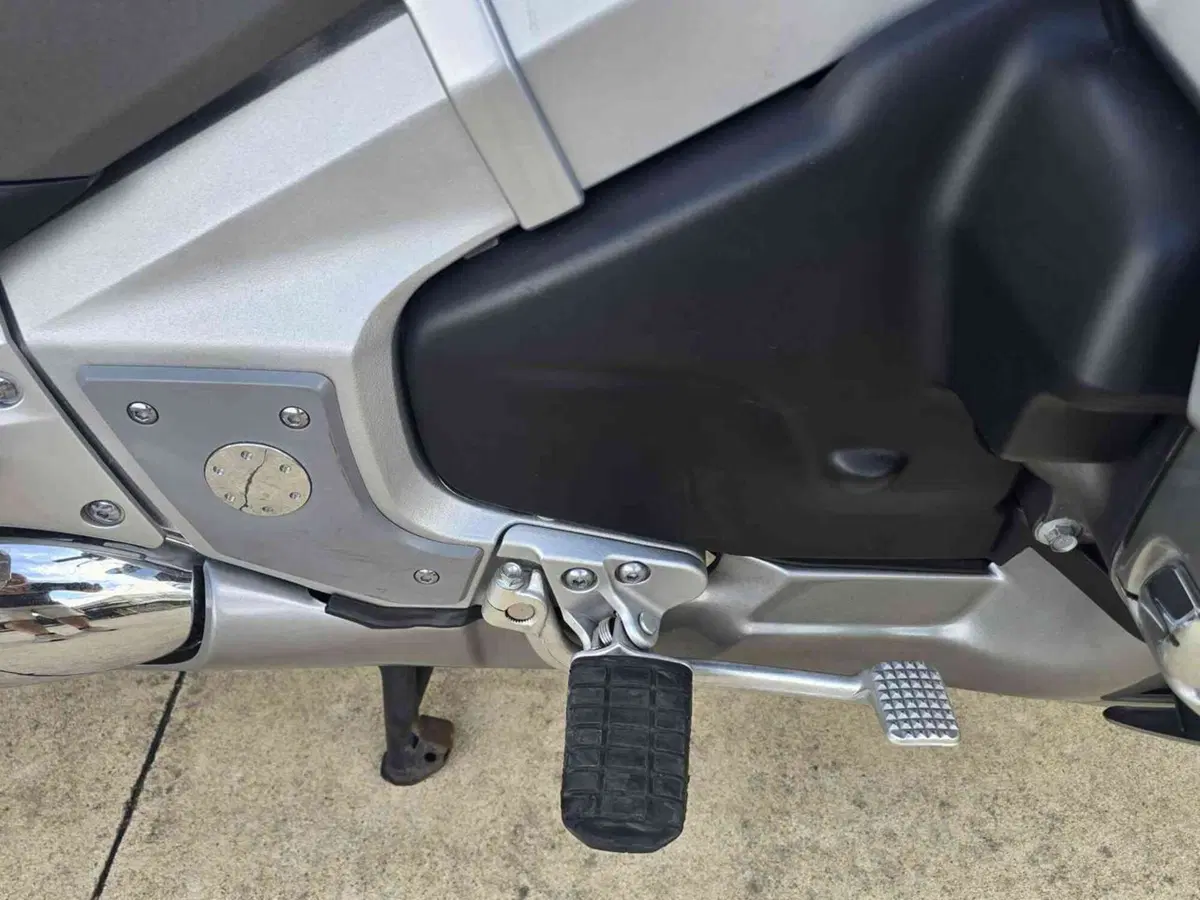 Honda GL 1800 Gold Wing (2012 - 17) (35)