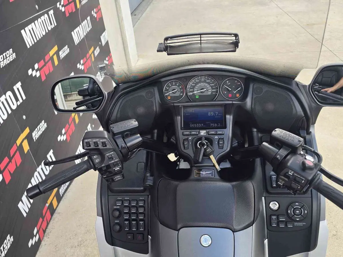 Honda GL 1800 Gold Wing (2012 - 17) (16)