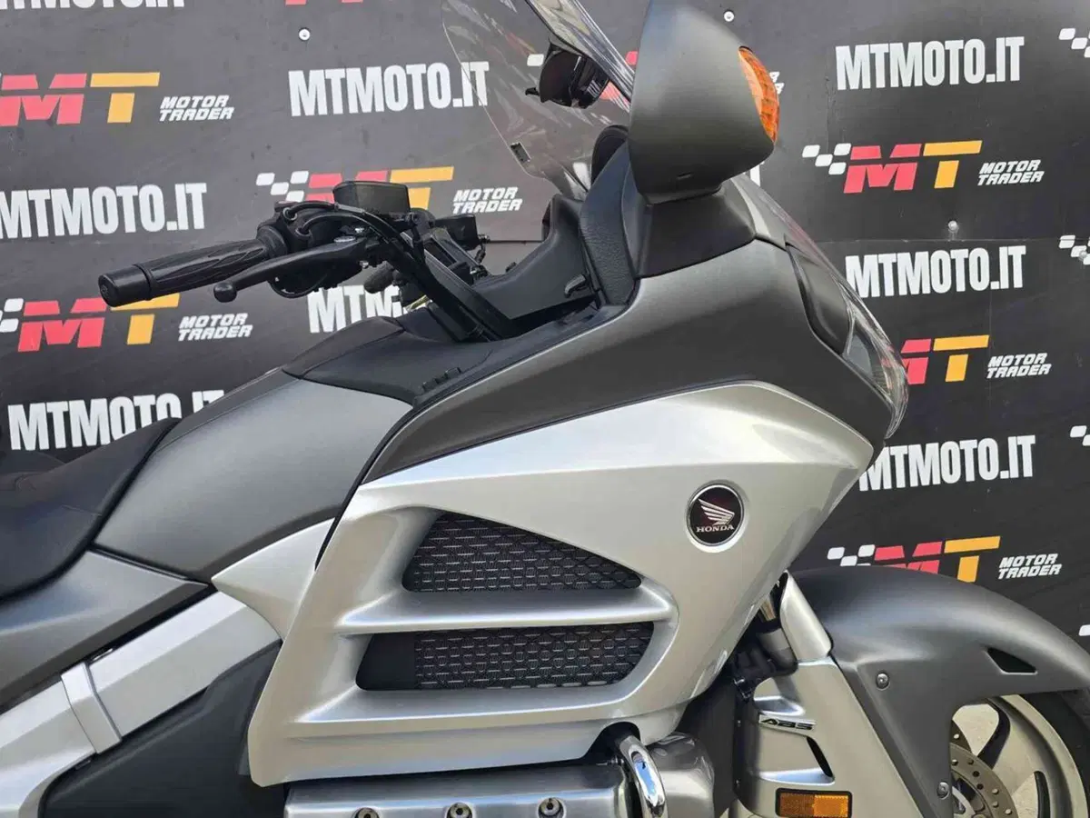 Honda GL 1800 Gold Wing (2012 - 17) (7)