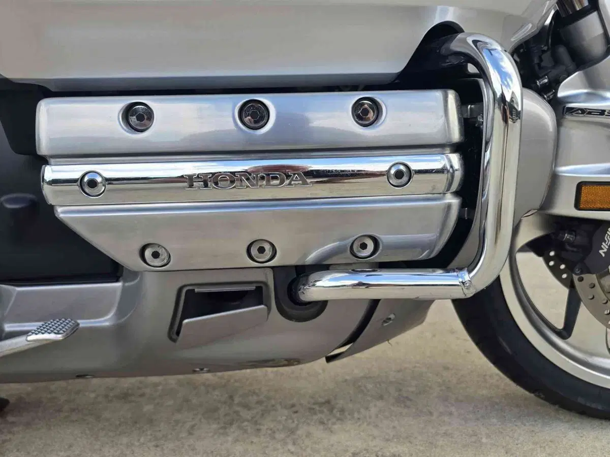 Honda GL 1800 Gold Wing (2012 - 17) (10)