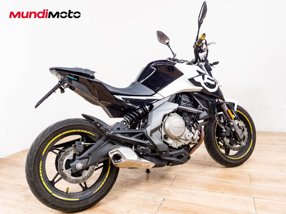 CFMOTO 650GT (2021 - 26) (3)