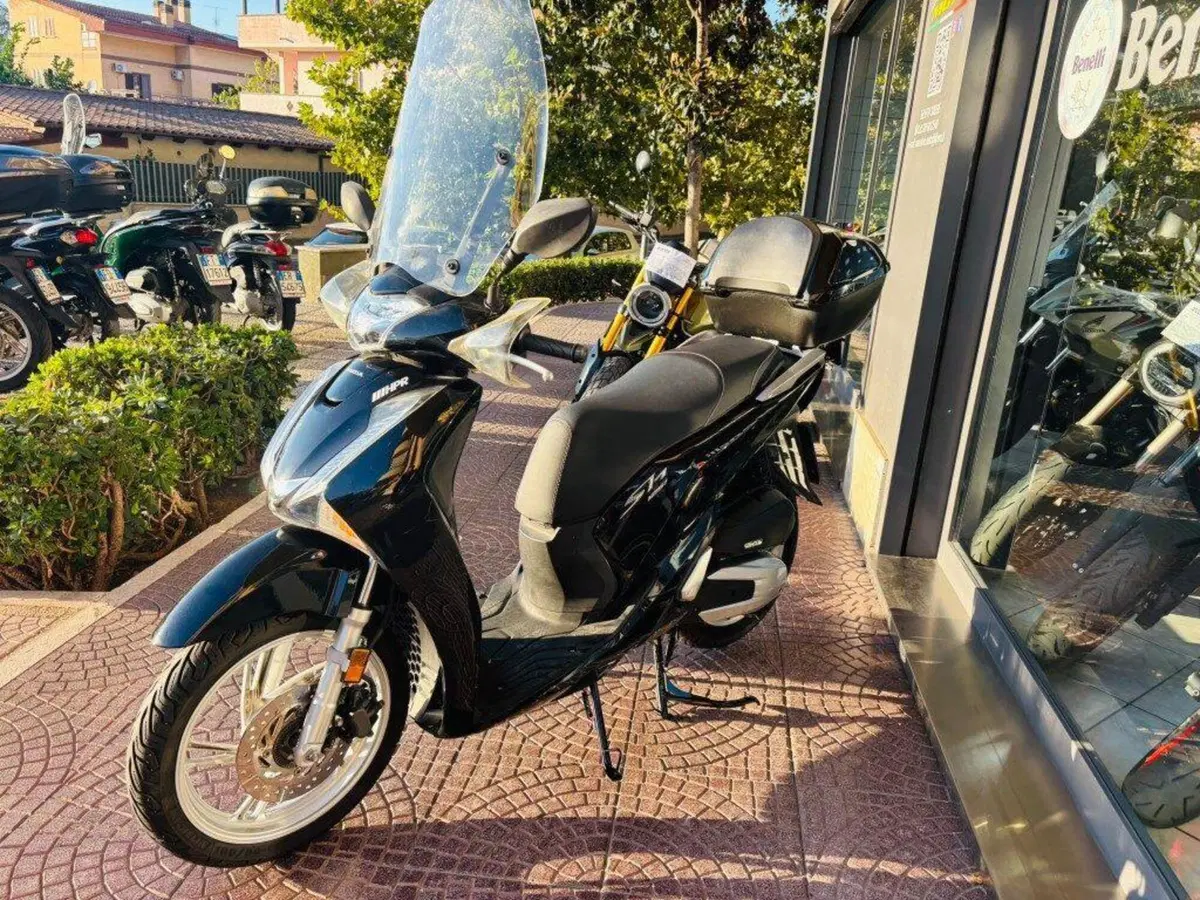 Honda SH 125i (2017 - 19) (2)