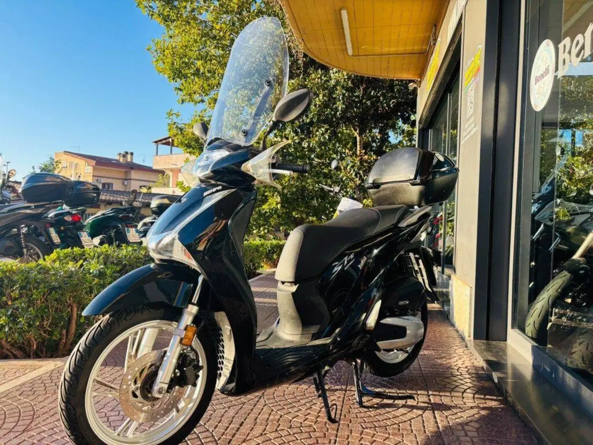 Honda SH 125i (2017 - 19) (9)