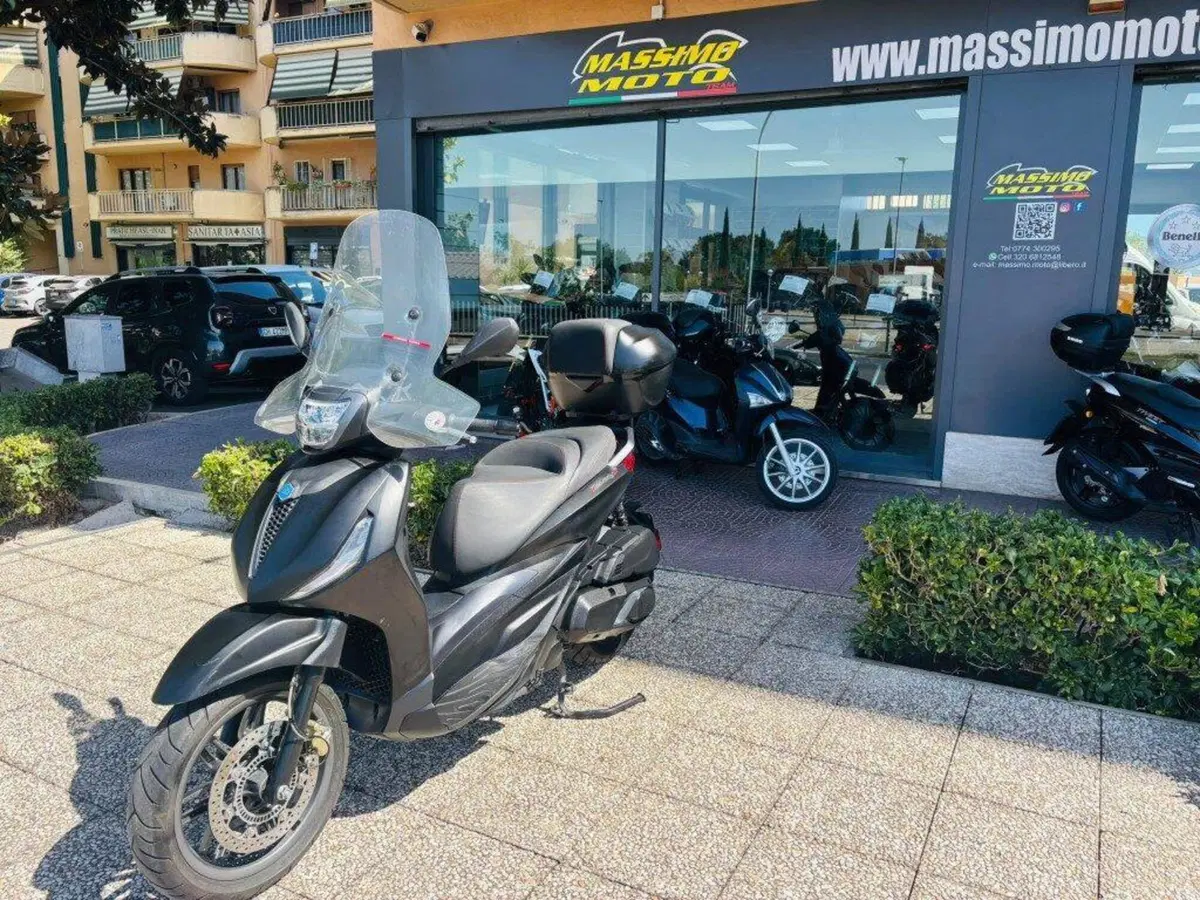 Piaggio Beverly 400 ABS-ASR (2021 - 24) (4)