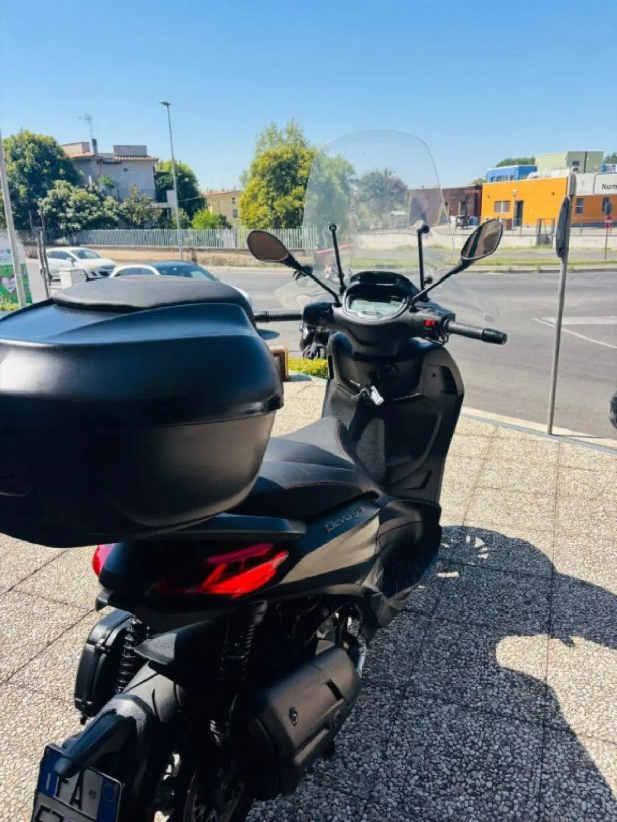 Piaggio Beverly 400 ABS-ASR (2021 - 24) (9)