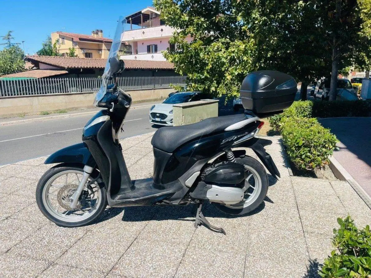 Honda SH 125 Mode (2013 - 16) (10)