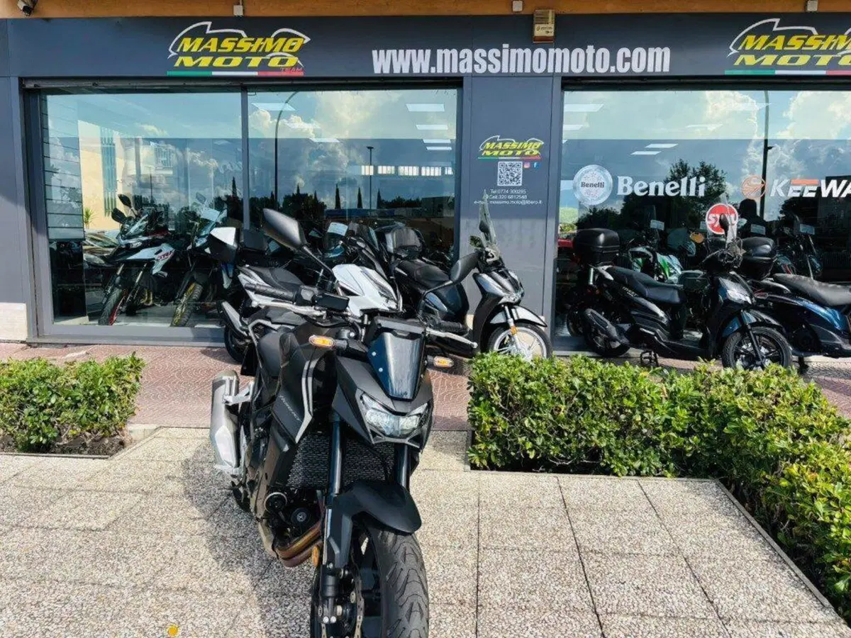 Honda CB 750 Hornet (2025)