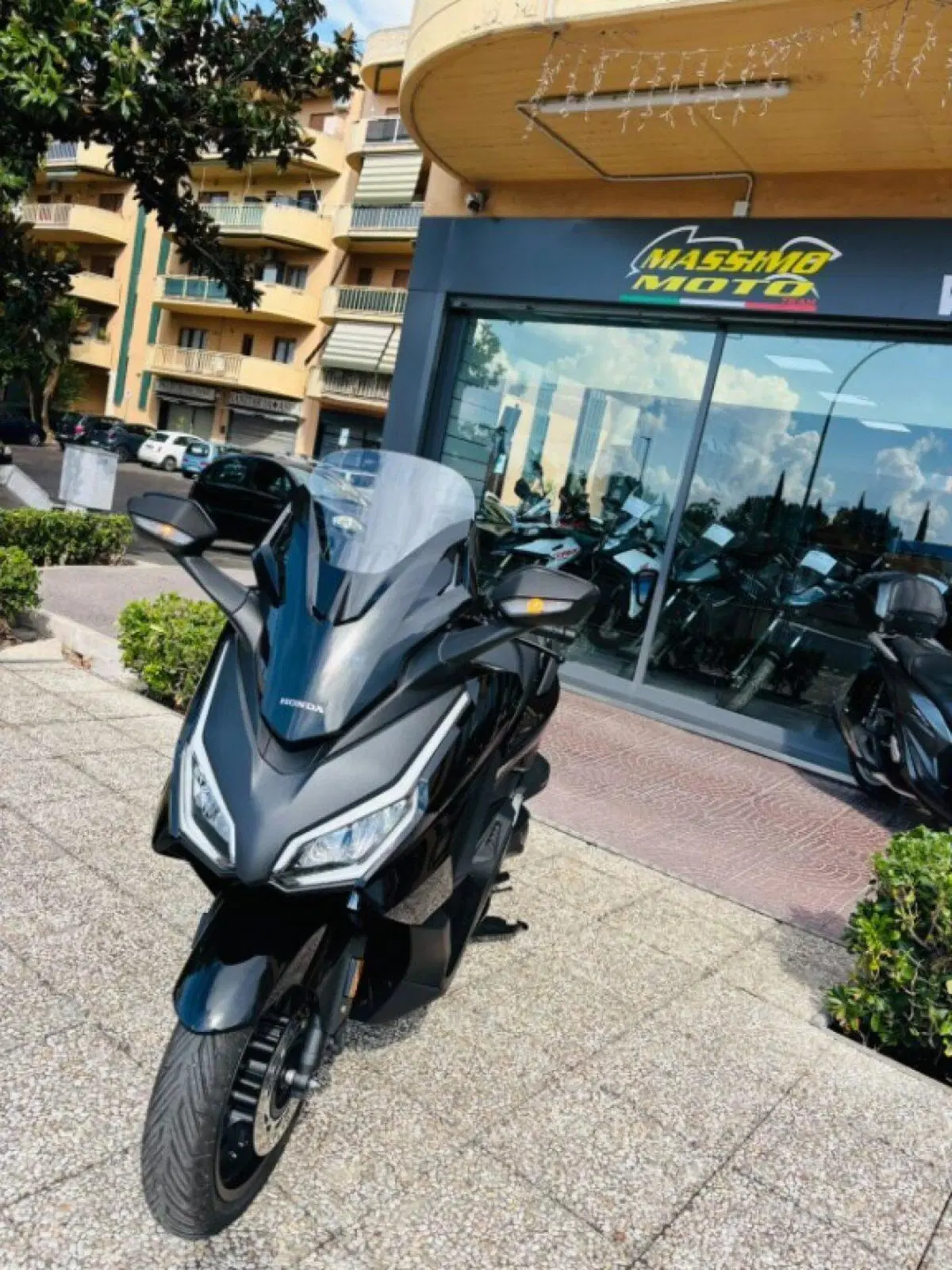 Honda Forza 350 (2025 - 26) (8)