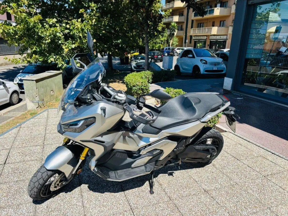 Honda X-ADV 750 DCT (2021 - 24) (9)