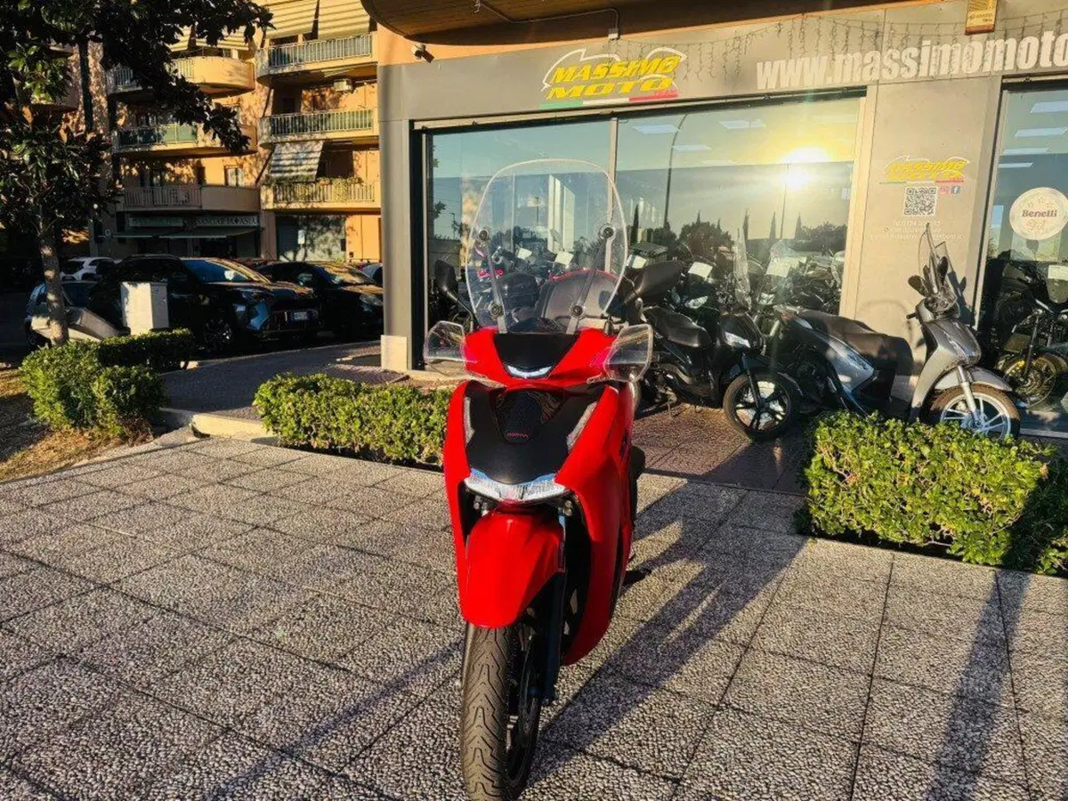 Honda SH 350 (2021 - 24) (10)