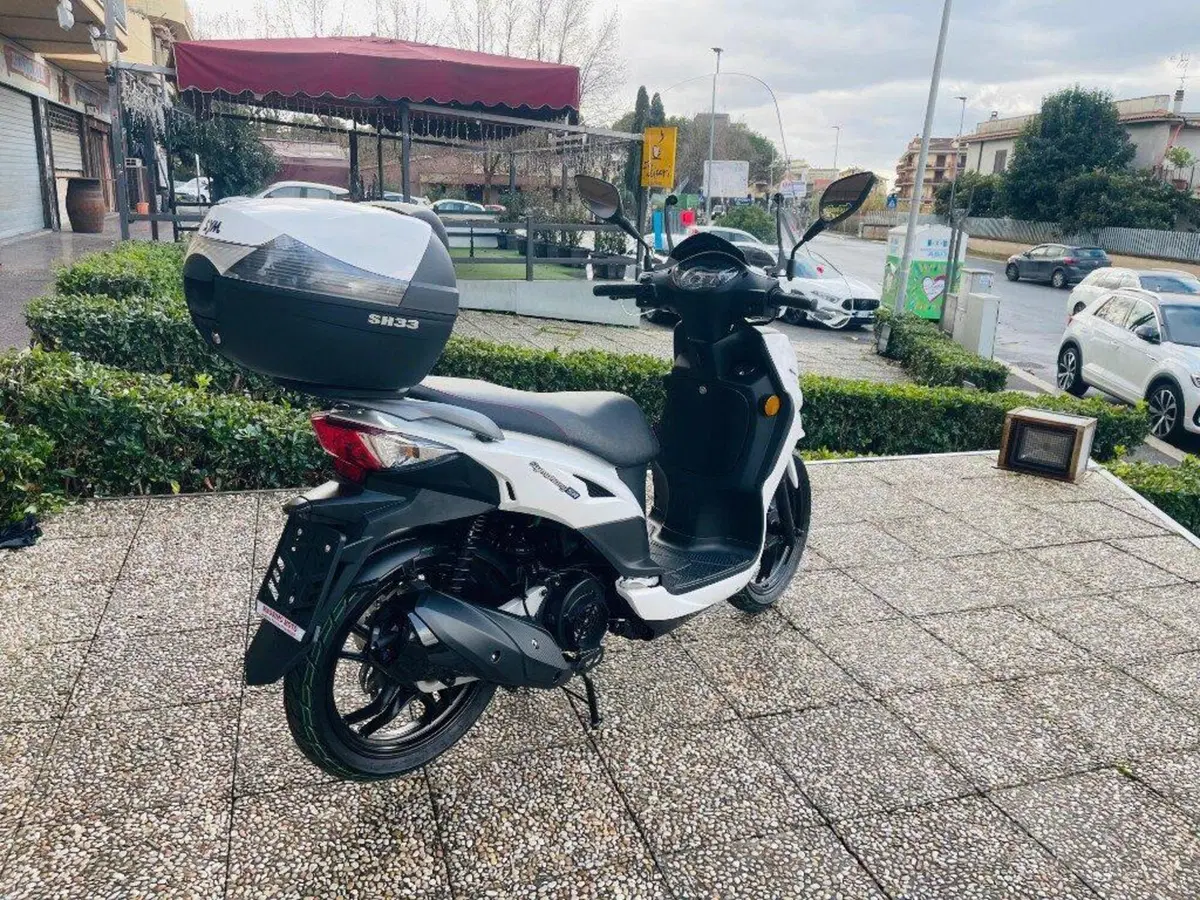 Sym Symphony 125 SR (2025) (11)
