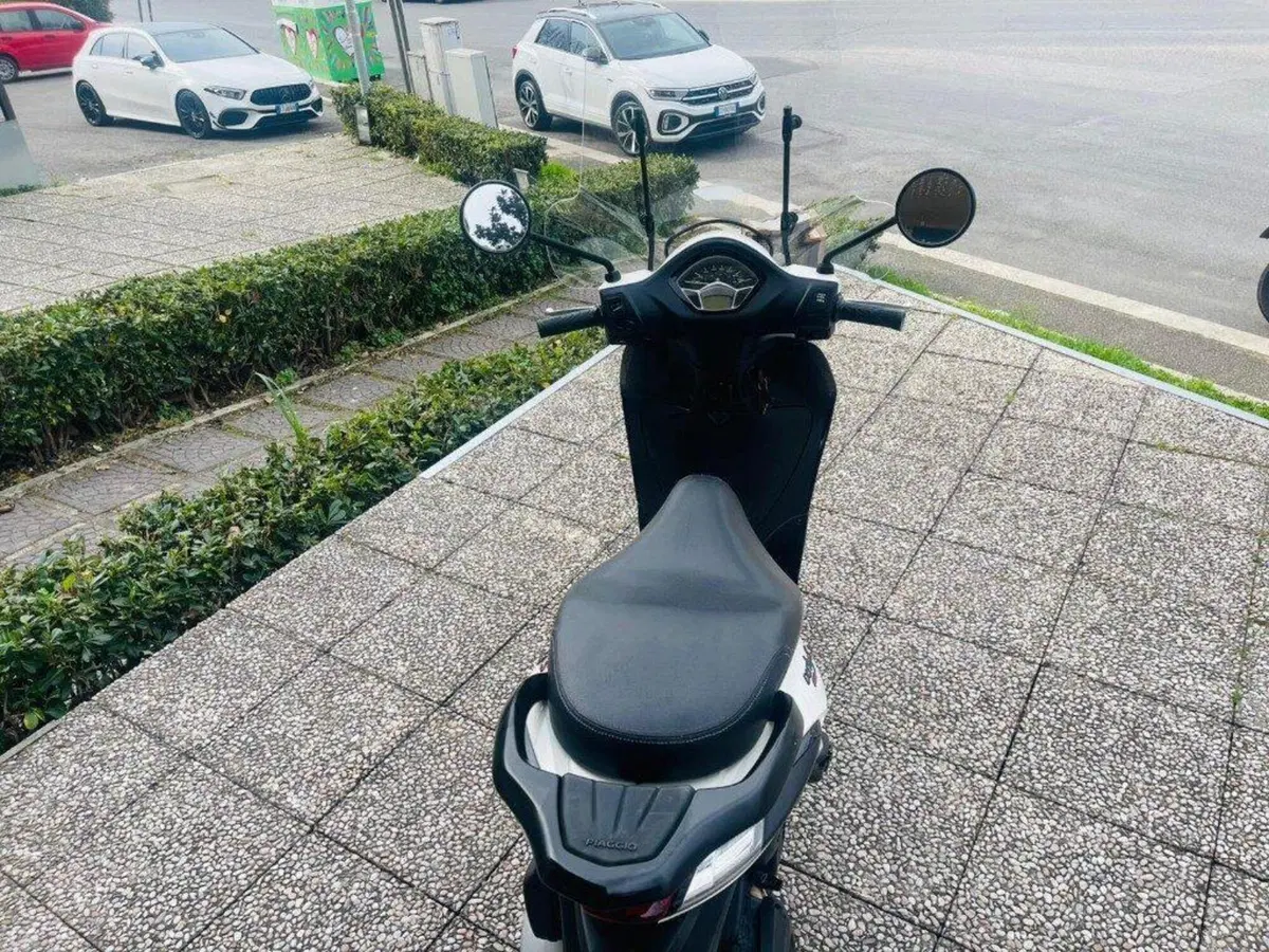 Piaggio Liberty 150 3V ABS (2021 - 24) (3)