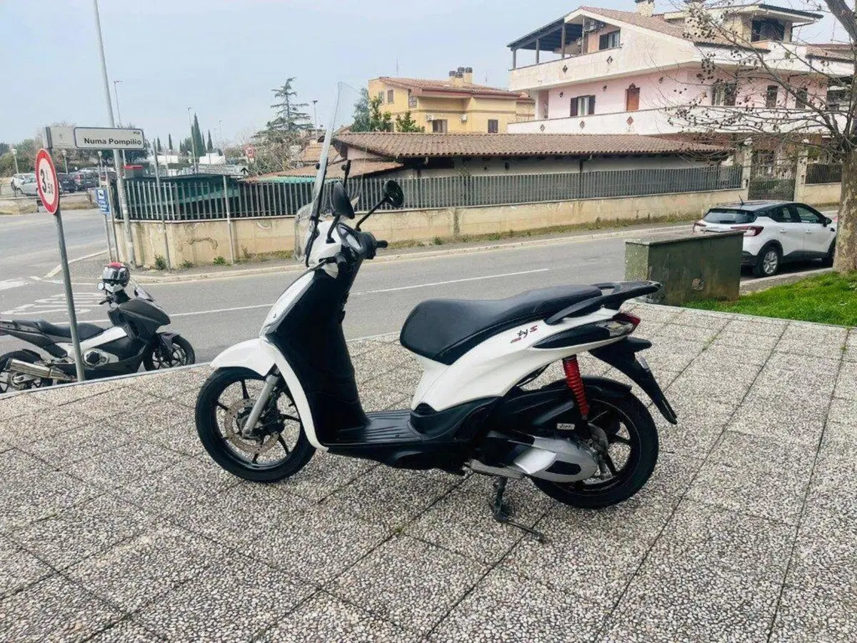 Piaggio Liberty 150 3V ABS (2021 - 24) (13)