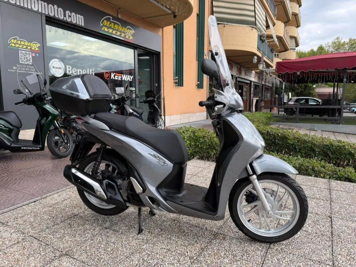 Honda SH 150i ABS (2013 - 16) (9)